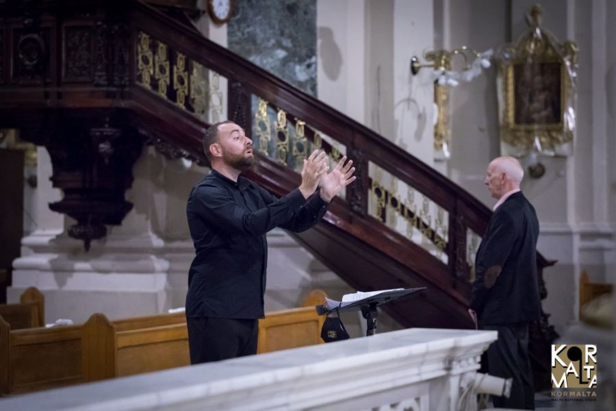 Riccardo Bianchi conducting KorMalta. Credit: Darren Agius.